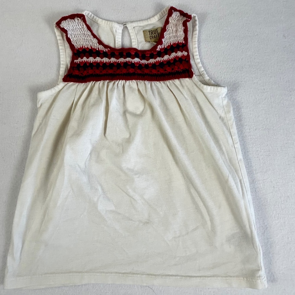 The Childrens Place Girls Size 5 Denim‎ Shorts White Embroidered Top Outfit Set - Picture 11 of 14